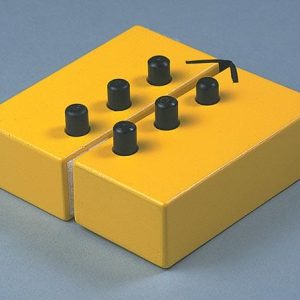 Swing Cell closed to simulate a braille cell